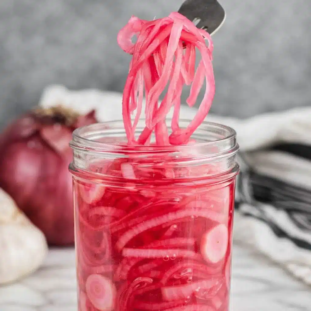 Homemade Pickled Red Onions